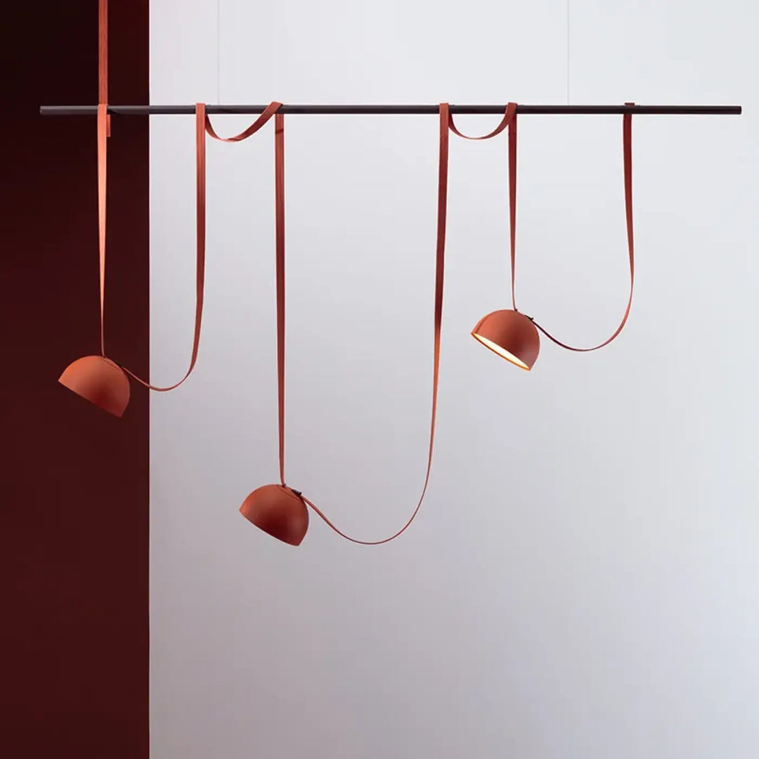 Suspension luminaire à sangles longues au style contemporain chic