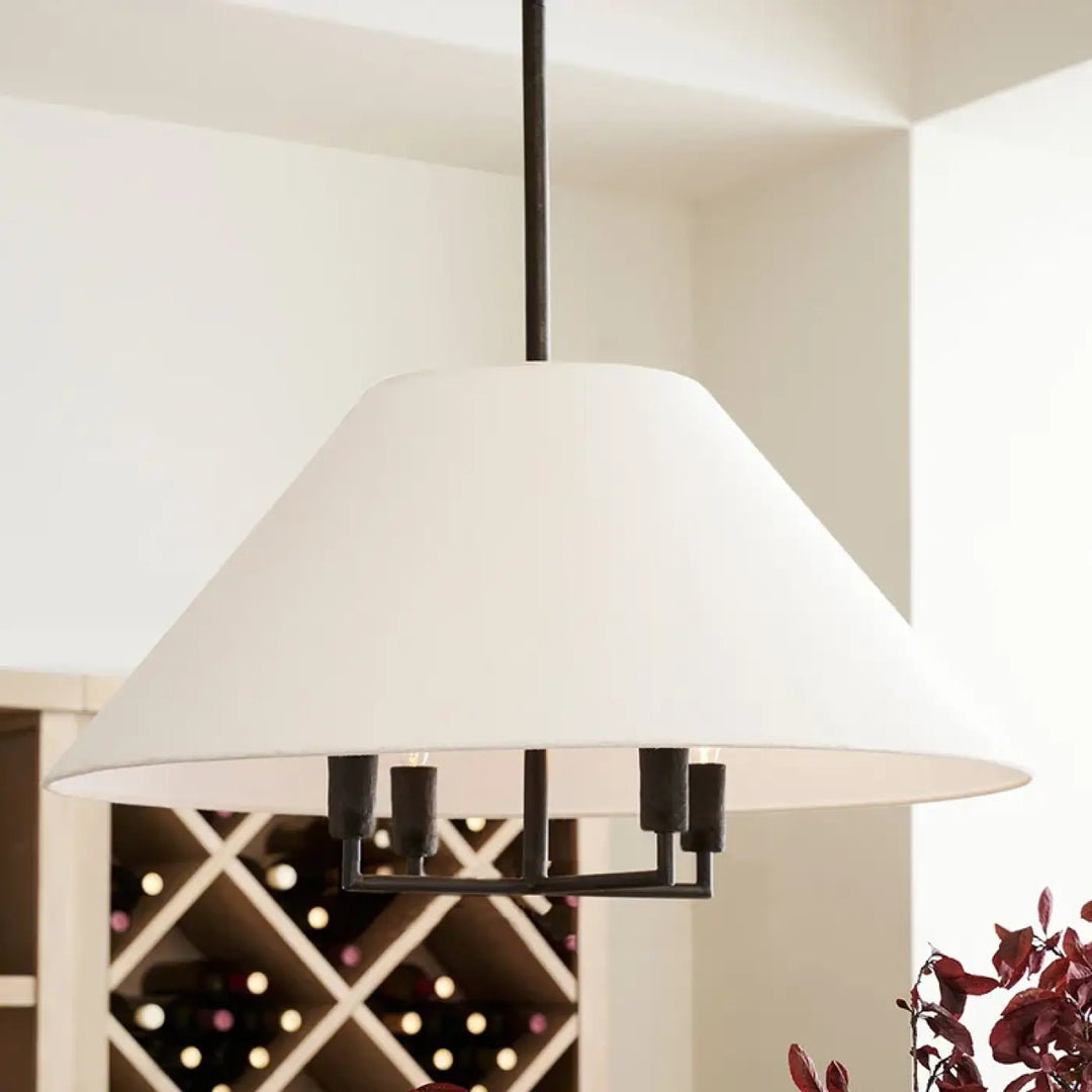 Suspension luminaire tissuni avec abat-jour conique blanc et structure métallique noire
