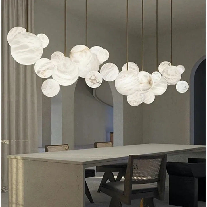 Suspension luminaire sculpturale en albâtre flottant