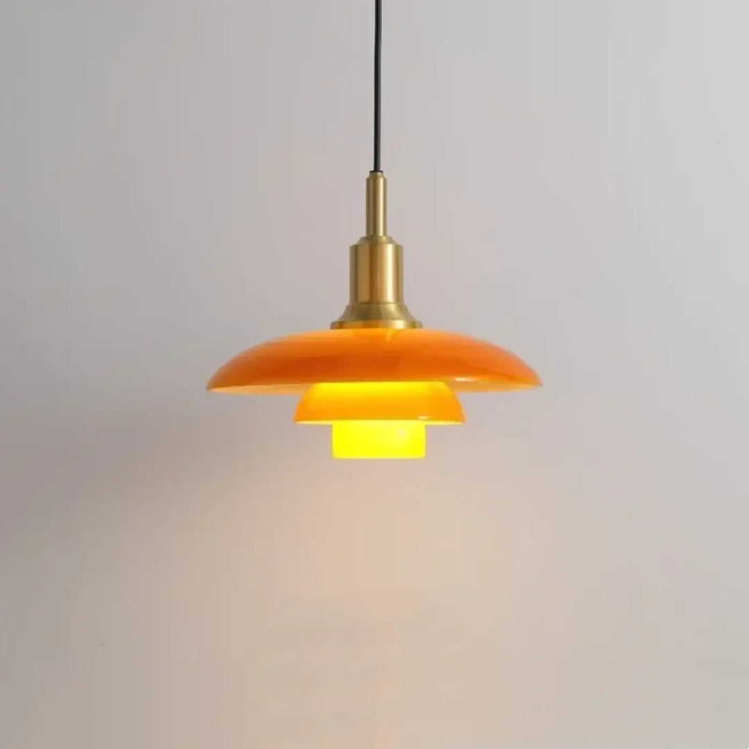 Suspension luminaire noida orange avec verre opalin et ferrures en laiton dans style danois élégant