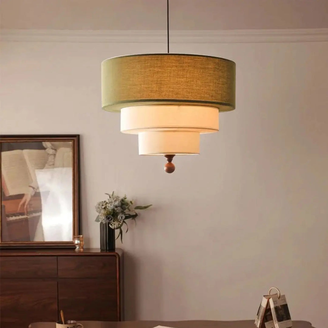 Suspension luminaire kyoto à trois étages avec tissu olive et beige et décoration en bois pour lumière douce élégante
