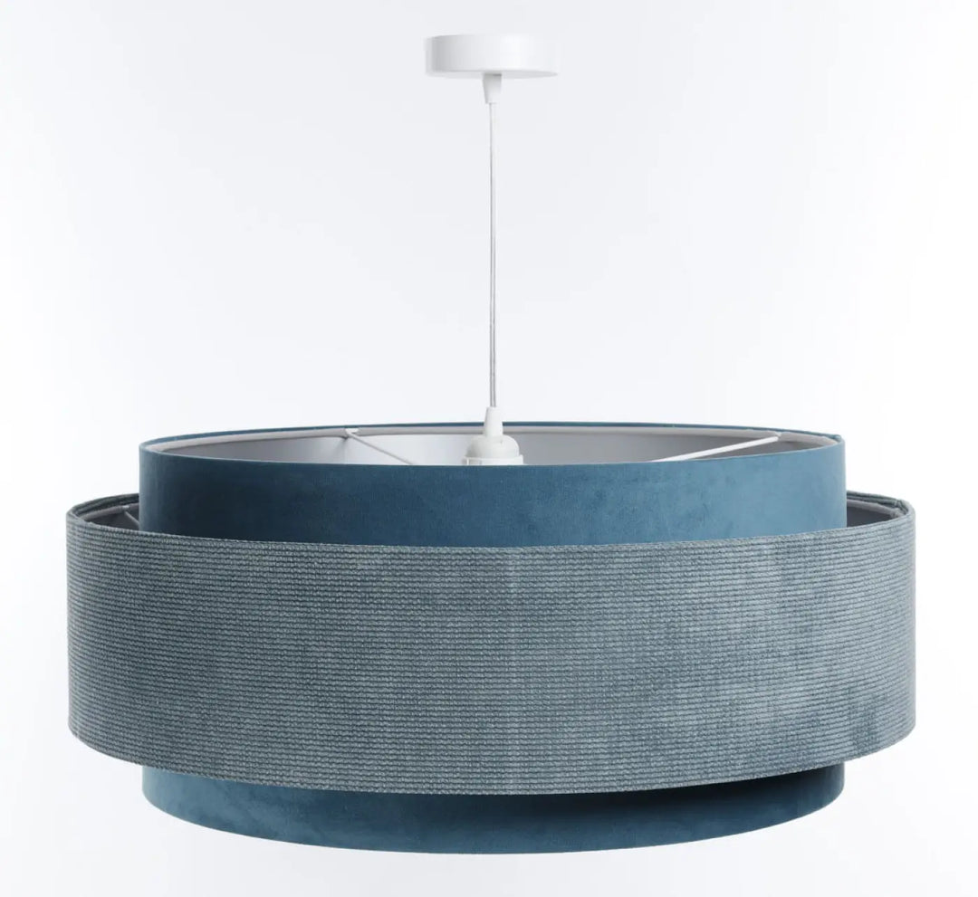 Suspension luminaire doblo classic avec abat-jour tissu bleu clair en tissu mat et cadre métallique circulaire argent