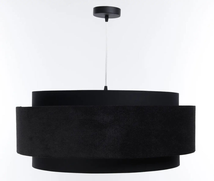 Suspension luminaire doblo classic avec tissu noir texturé et argent aux finitions métalliques élégantes au plafond