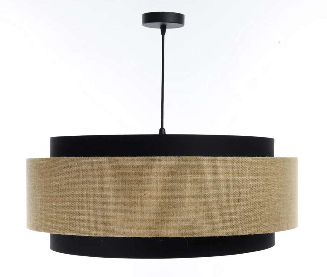 Suspension luminaire doblo classic noir beige avec abat-jour en tissu noir texturé en burlap participe à créer une ambiance élégante