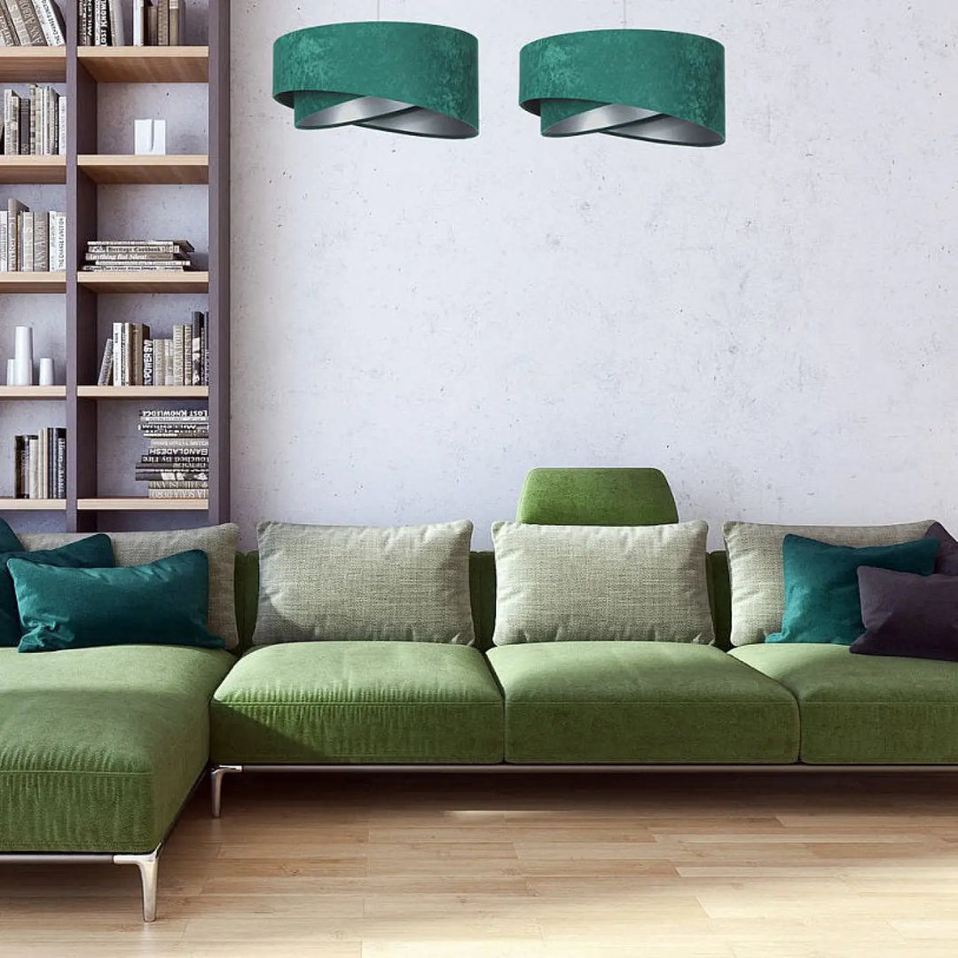 Suspension luminaire galaxy velour 50 cm en tissu vert avec design torsadé et finition argenté chic au-dessus du canapé
