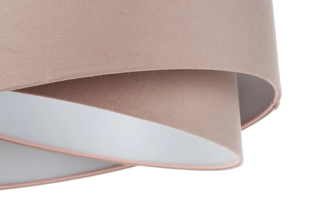 Suspension luminaire vieux rose avec abat-jour en tissu beige à design superposé et doublure intérieure lisse