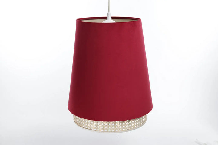 Suspension luminaire sensei rattan avec abat-jour rouge profond en tissu et base tissée argentée, luminaire turquoise