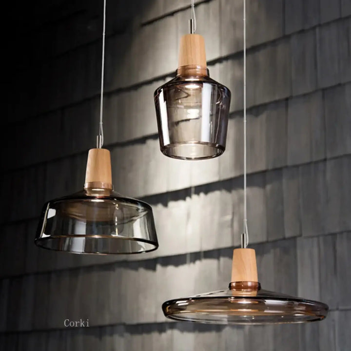 Suspension luminaire en verre fumé et bois design moderne élégant