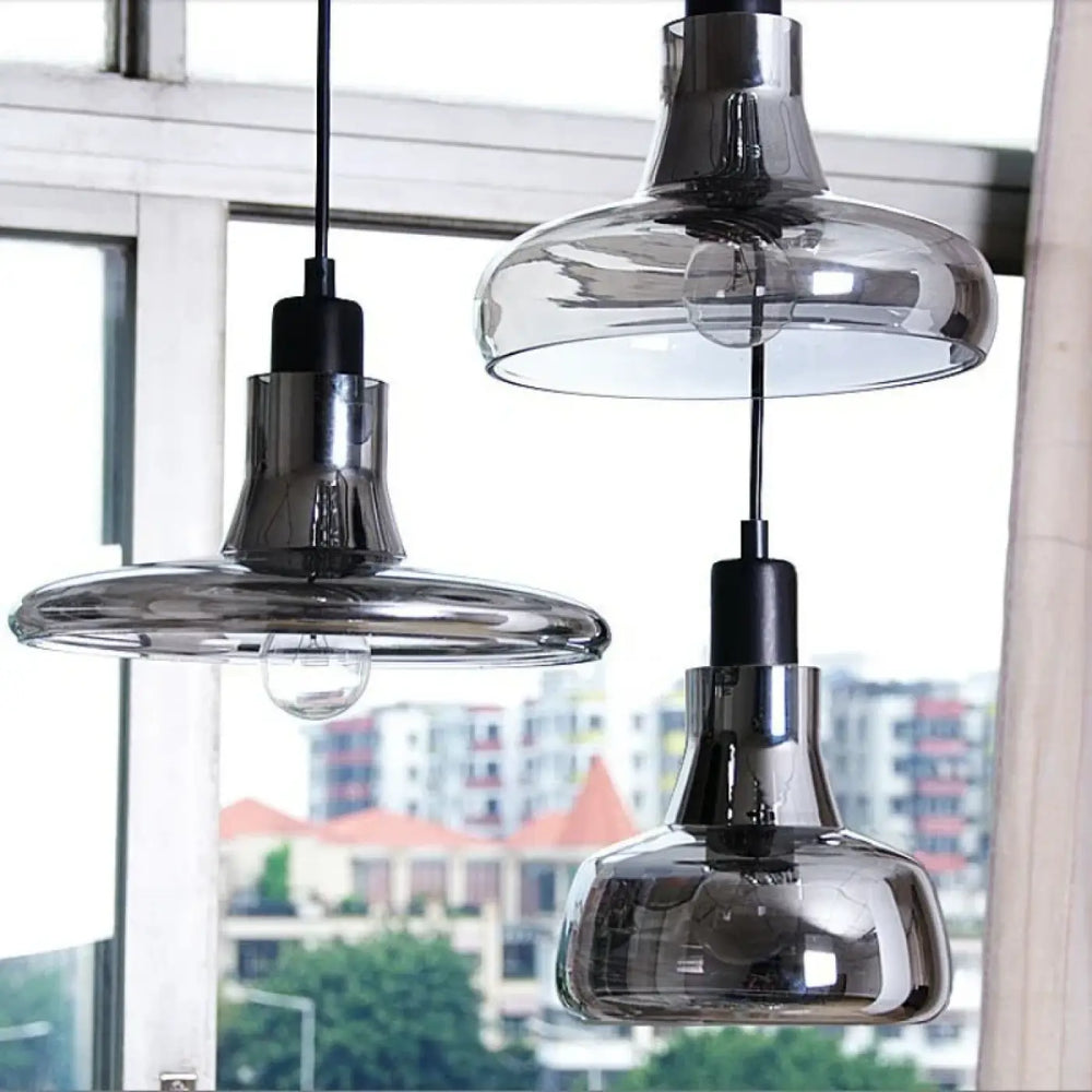 Suspension luminaire en verre fumé style moderne et design élégant