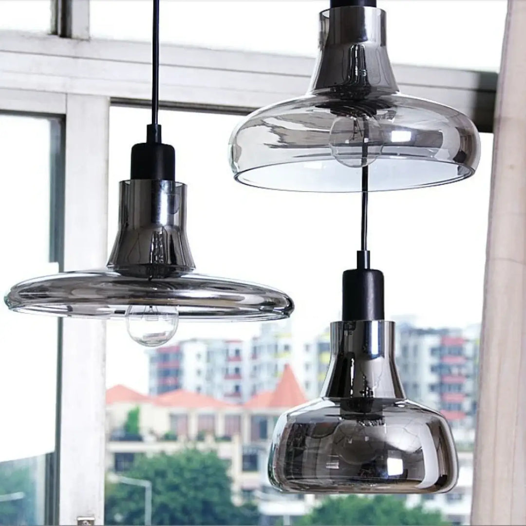 Suspension luminaire en verre fumé style moderne et design élégant