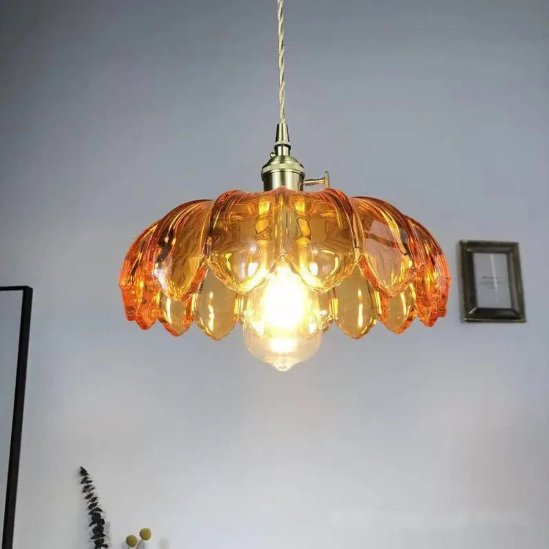 Suspension luminaire en verre motif floral au style élégant