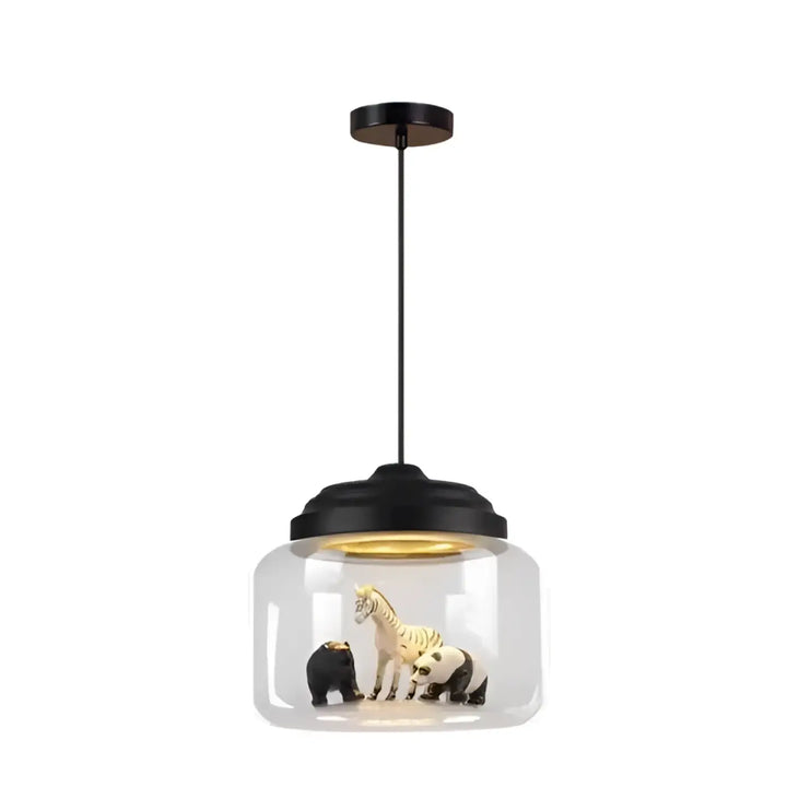 Suspension luminaire savana en verre transparent avec hardware métal noir et figurines d animaux sauvages miniature
