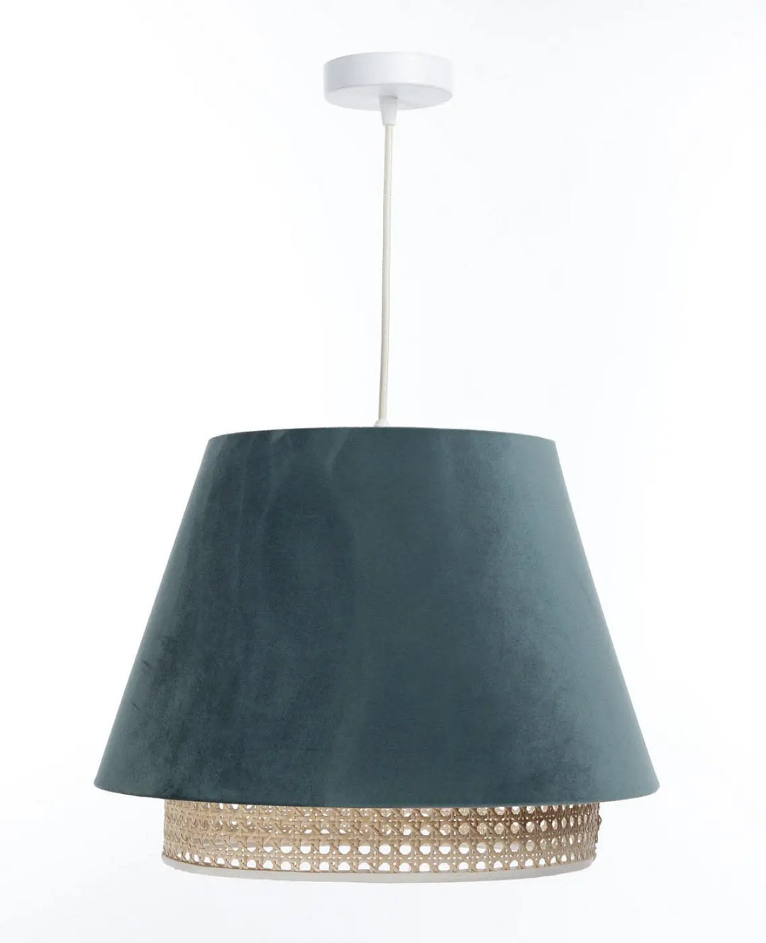 Suspension luminaire vert en velours teal avec bande en rotin tressé pour un luminaire vert élégant