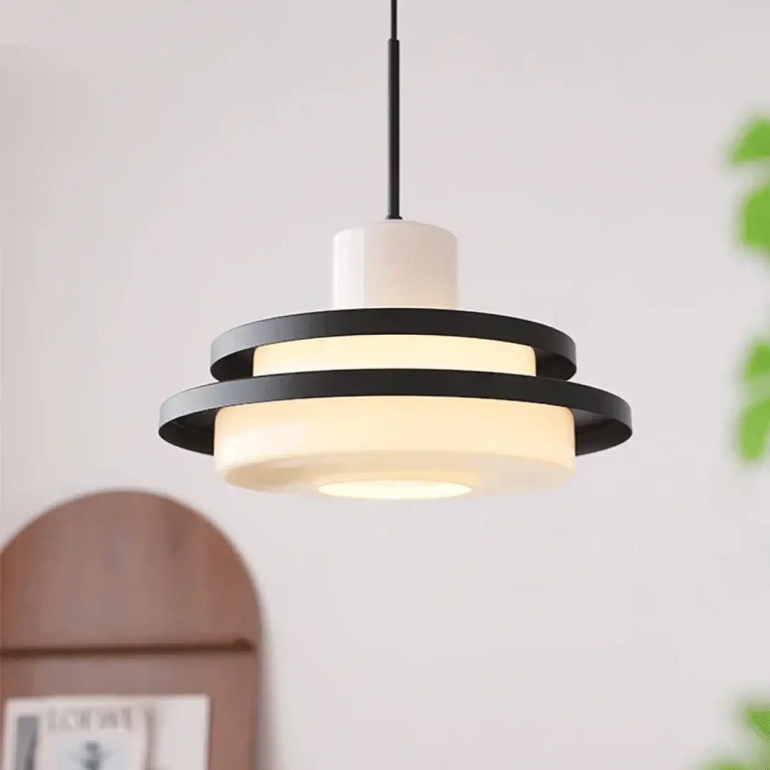 Suspension luminaire vintage scandinave rouge noir ou rouge