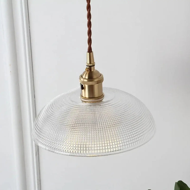 Suspension luminaire vintage verre transparent cannelé élégant