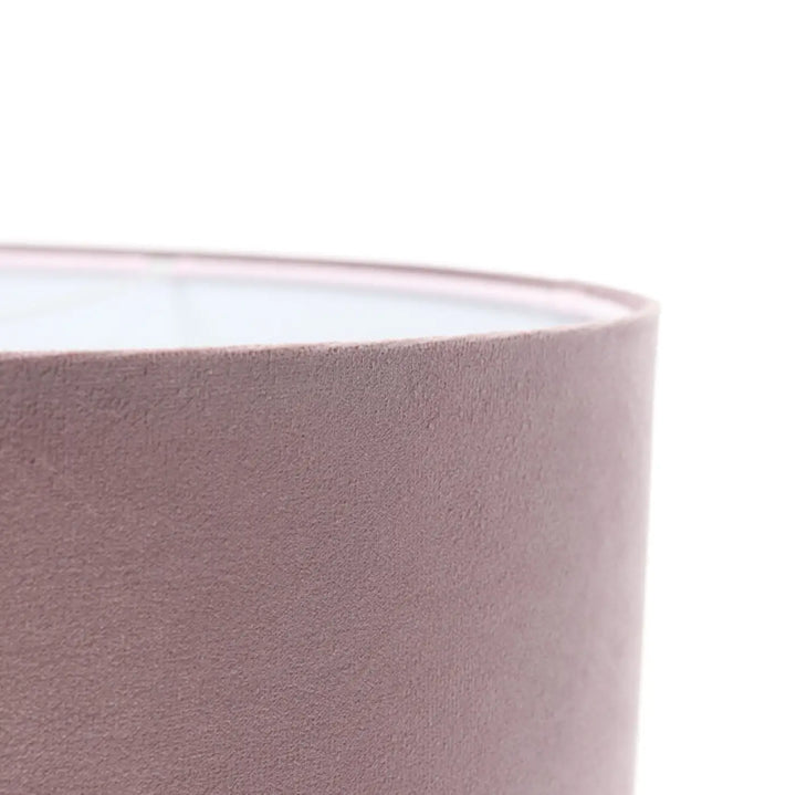 Suspension luminaire violet clair avec abat-jour cylindrique mauve mat et surface subtilement texturée