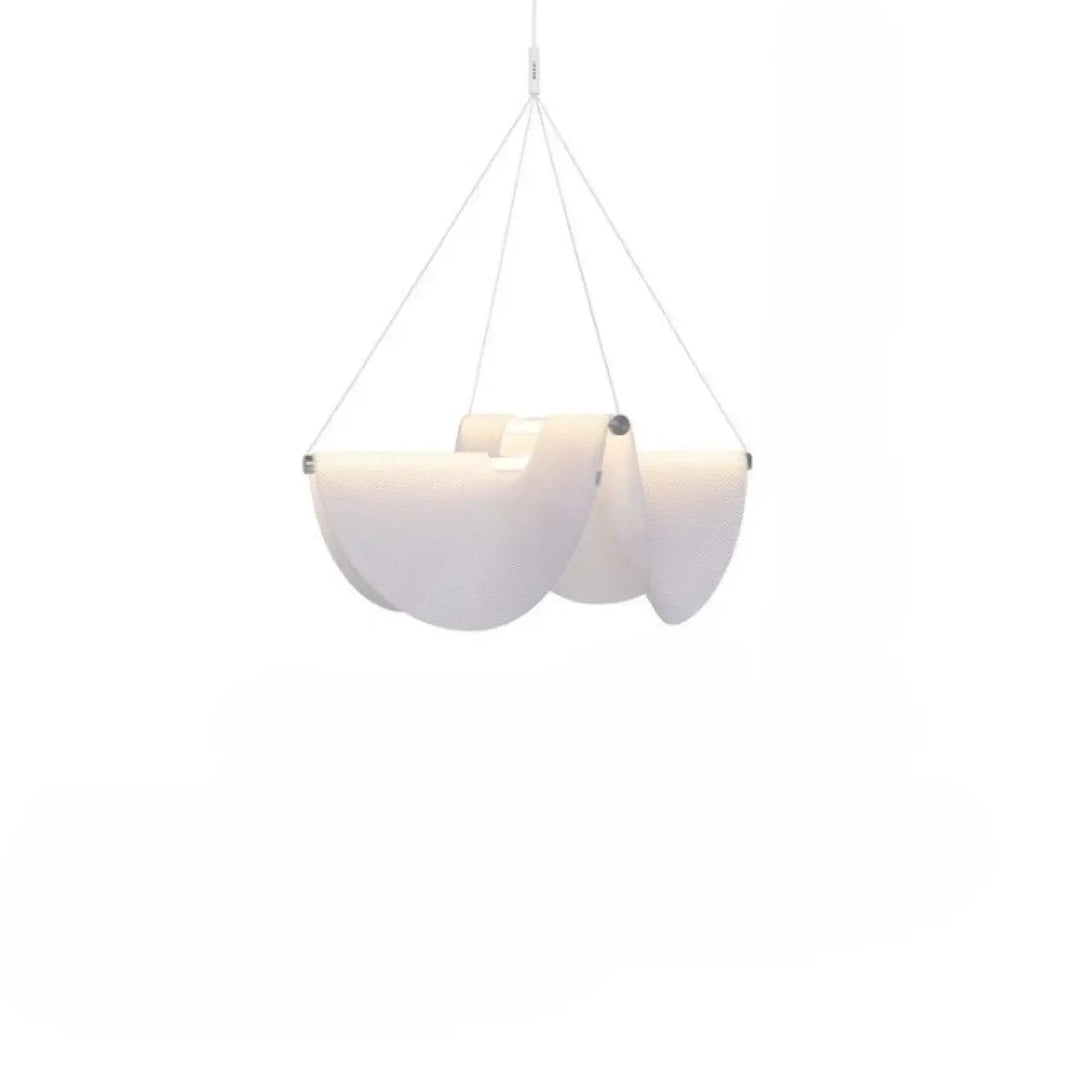 Suspension luminaire nautilus en voilage ondulé blanc semi translucide pour un design contemporain élégant