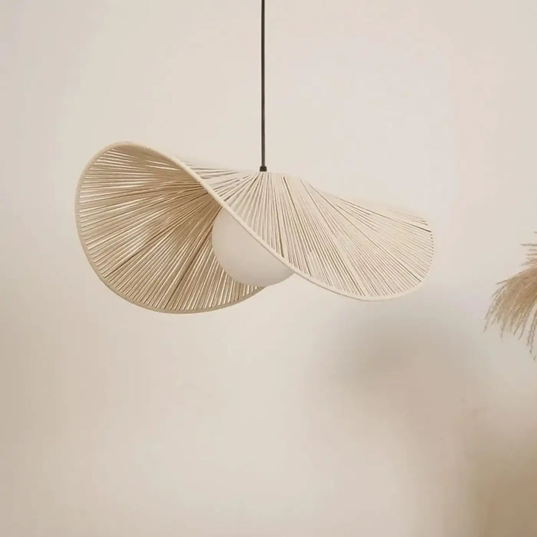 Suspension luminaire design aux formes organiques