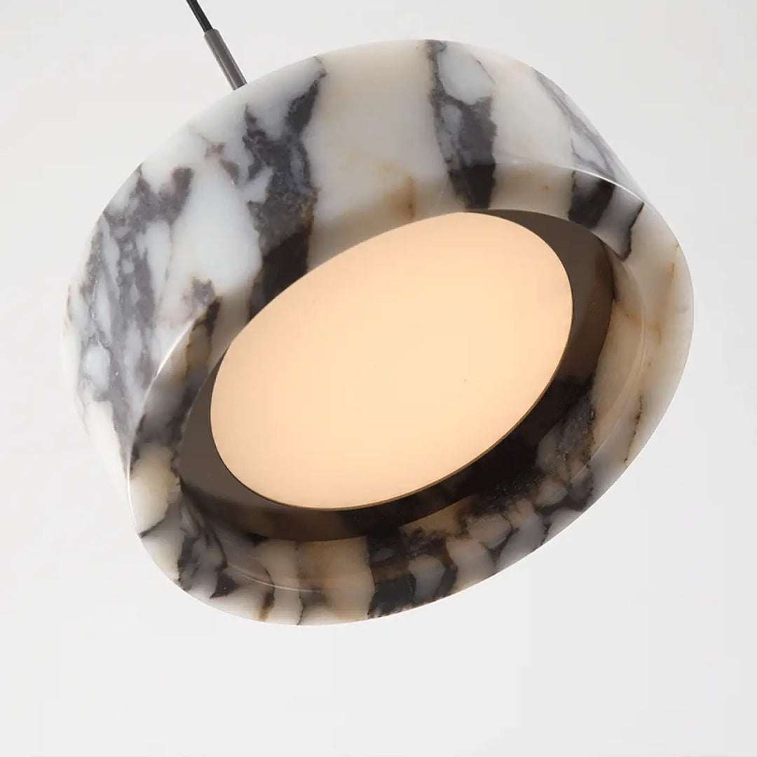 Suspension En Marbre Poli Pour Ambiance Chic Et Minérale

