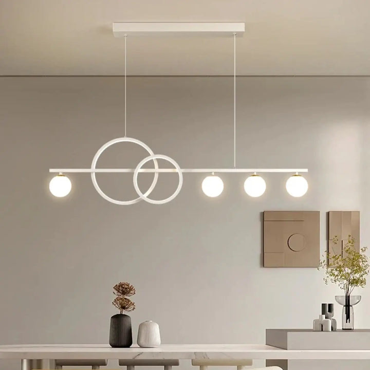 Suspension moderne blanche barre linéaire avec anneaux led