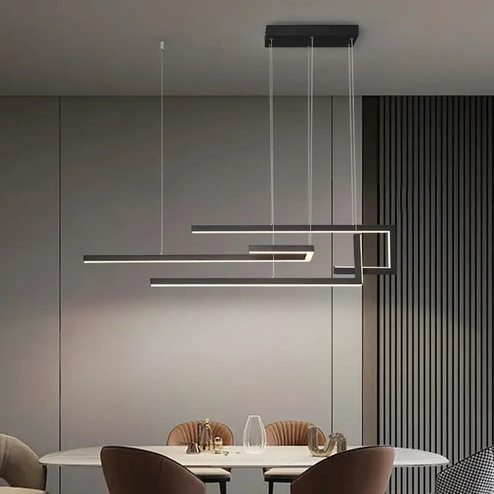 Suspension moderne en métal avec éclairage led noir ou doré