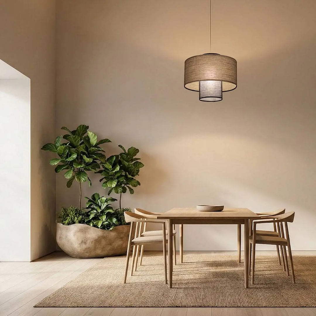 Suspension luminaire twin avec double abat en tissu beige tissé et structure metalique noire elegante