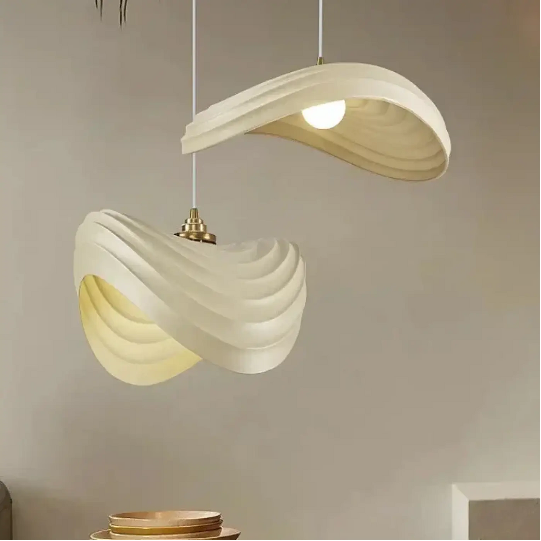 Suspension organique blanche design sculpté style élégant