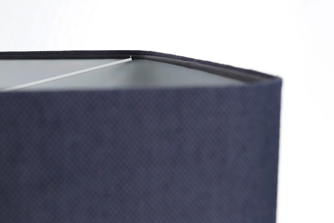 Suspension luminaire kwadro duo bleu marine avec abat-jour en tissu texturé bleu marine et bordure noire