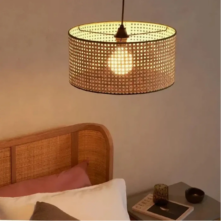 Suspension rotin naturel cylindrique design moderne élégant