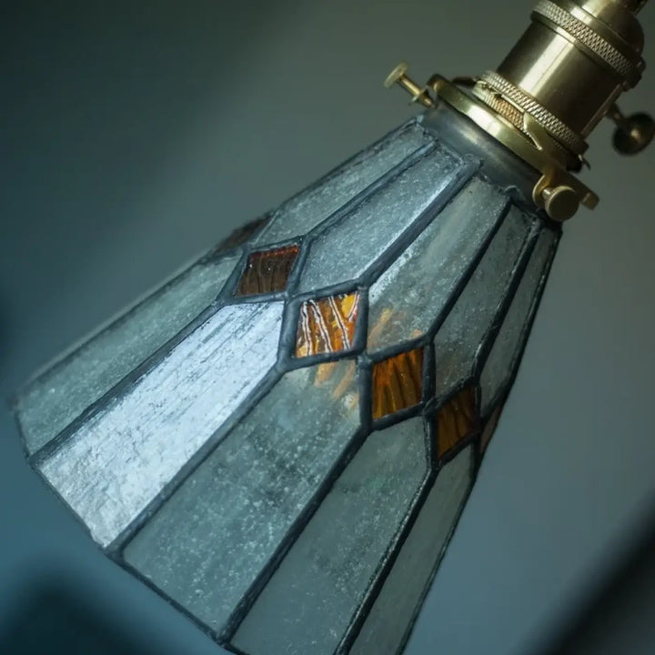 Suspension verre art déco avec abat-jour en cuivre