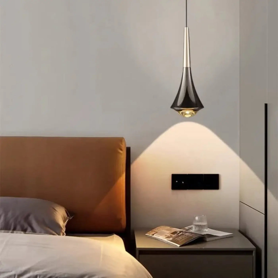 Suspension Métal Noir Forme Trompette Design Moderne Élégante