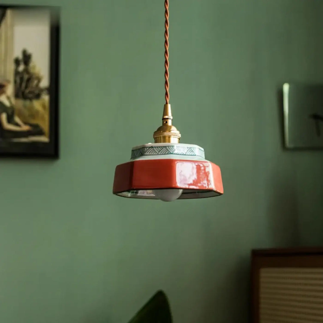 Suspension Vintage Céramique et Laiton Style Rétro Élégant