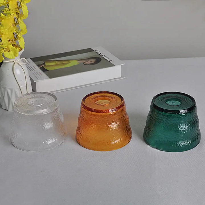Trois verres texturés en verre clair, ambre et teal disposés à l’envers pour suspension vintage design rétro nais