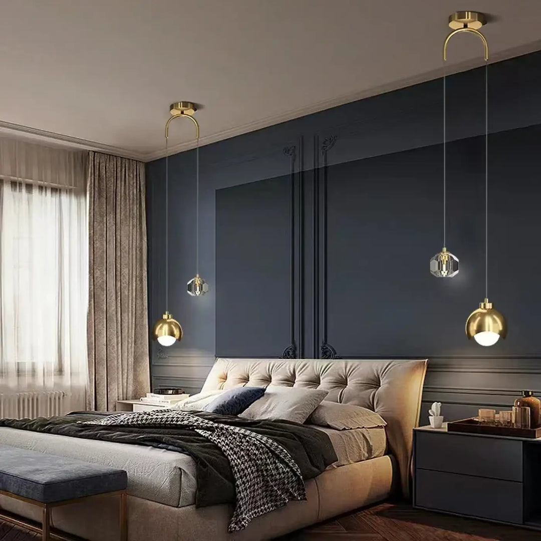 Suspensions Duo Noir Et Doré Design Pour Décoration Moderne

