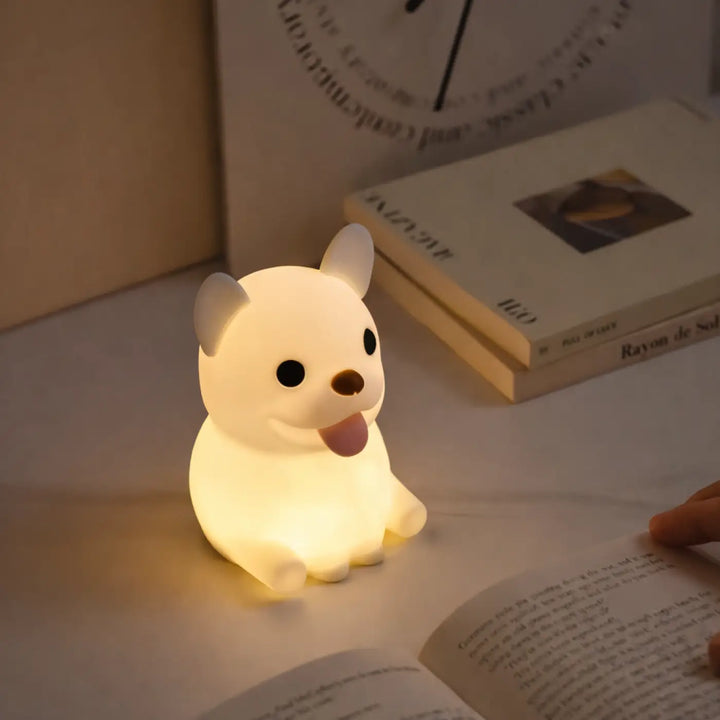 Veilleuse animalière snoozy en silicone blanc avec lumière douce en forme de chien cartoon craquant