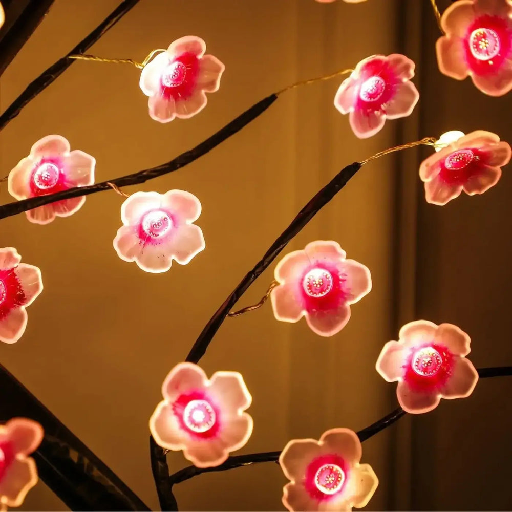 Veilleuse arbre lumineux flowy avec guirlande led fleurs de cerisier roses translucides pour décoration intérieure