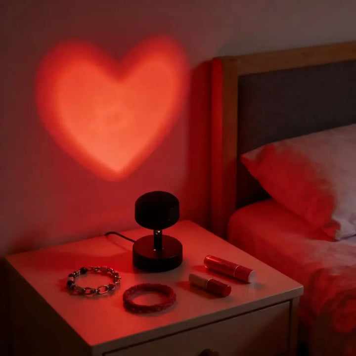Veilleuse projecteur en forme de coeur au style romantique