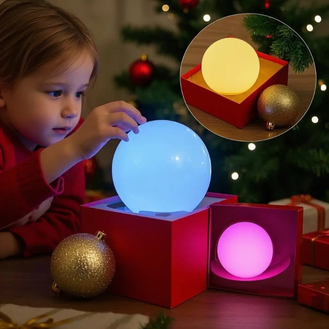 Veilleuse elya design inspirée avec présence lumineuse sphérique led à finition mate et couleurs personnalisables