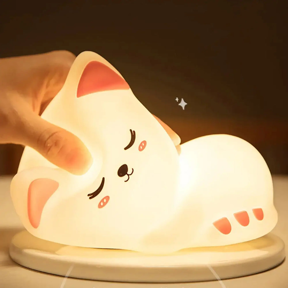 Veilleuse enfant chat en silicone blanc doux veillant avec une lumière chaude pour décoration intérieure mignonne