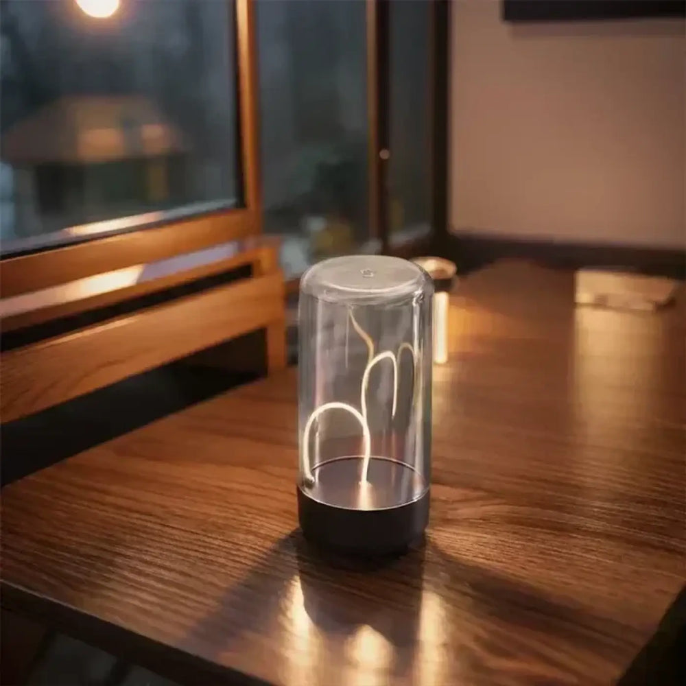 Veilleuse épurée wiriah avec corps en verre transparent et lumière douce blanche idéale pour chambre à coucher