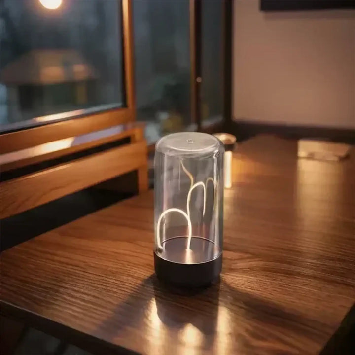 Veilleuse épurée wiriah avec corps en verre transparent et lumière douce blanche idéale pour chambre à coucher