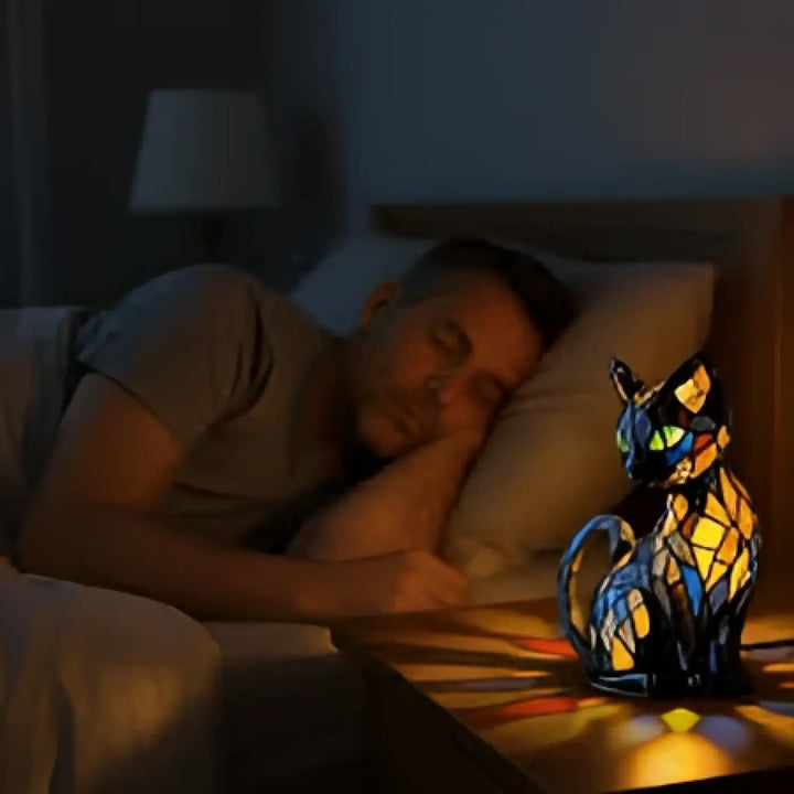 Veilleuse féline baie bastet en verre teinté bleu et vert avec motifs géométriques pour lampe chat décorative