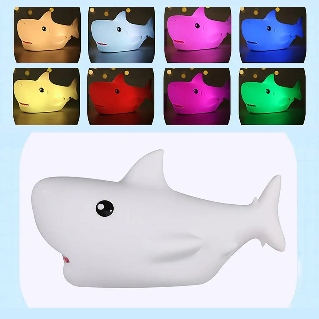 Veilleuse sharky en forme de requin blanc en peluche avec lumière douce, objet décoratif qui sert également de veilleuse