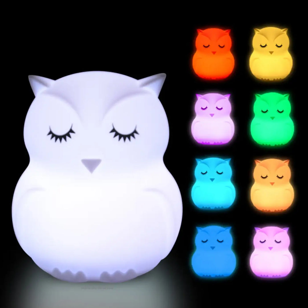 Veilleuse hibou design minimaliste en peluche blanche avec yeux fermés et douce lueur led pour chambre enfant
