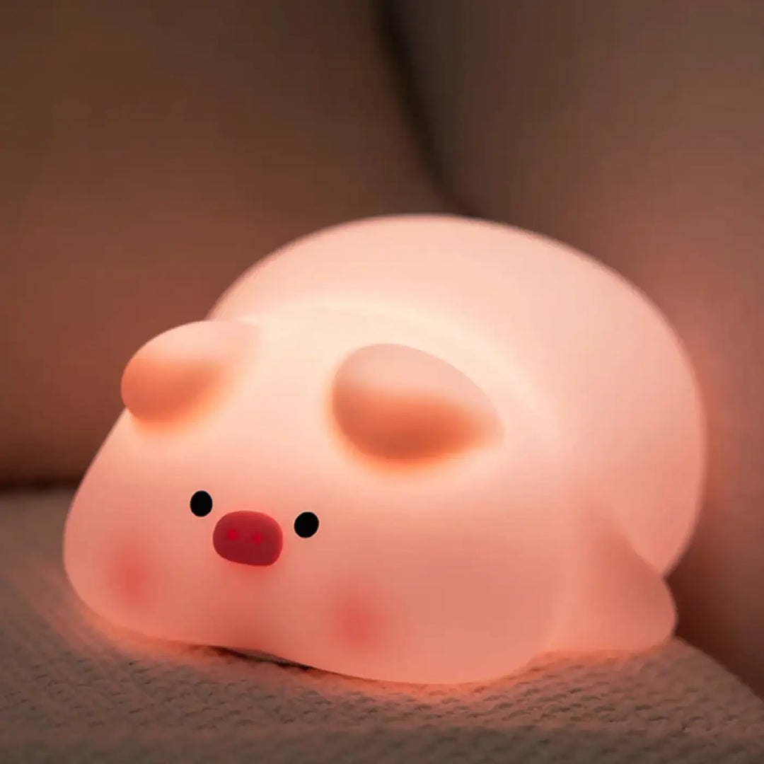 Veilleuse led cochon peppa en peluche rose avec lumière douce idéale pour décoration intérieure et ambiance apaisante