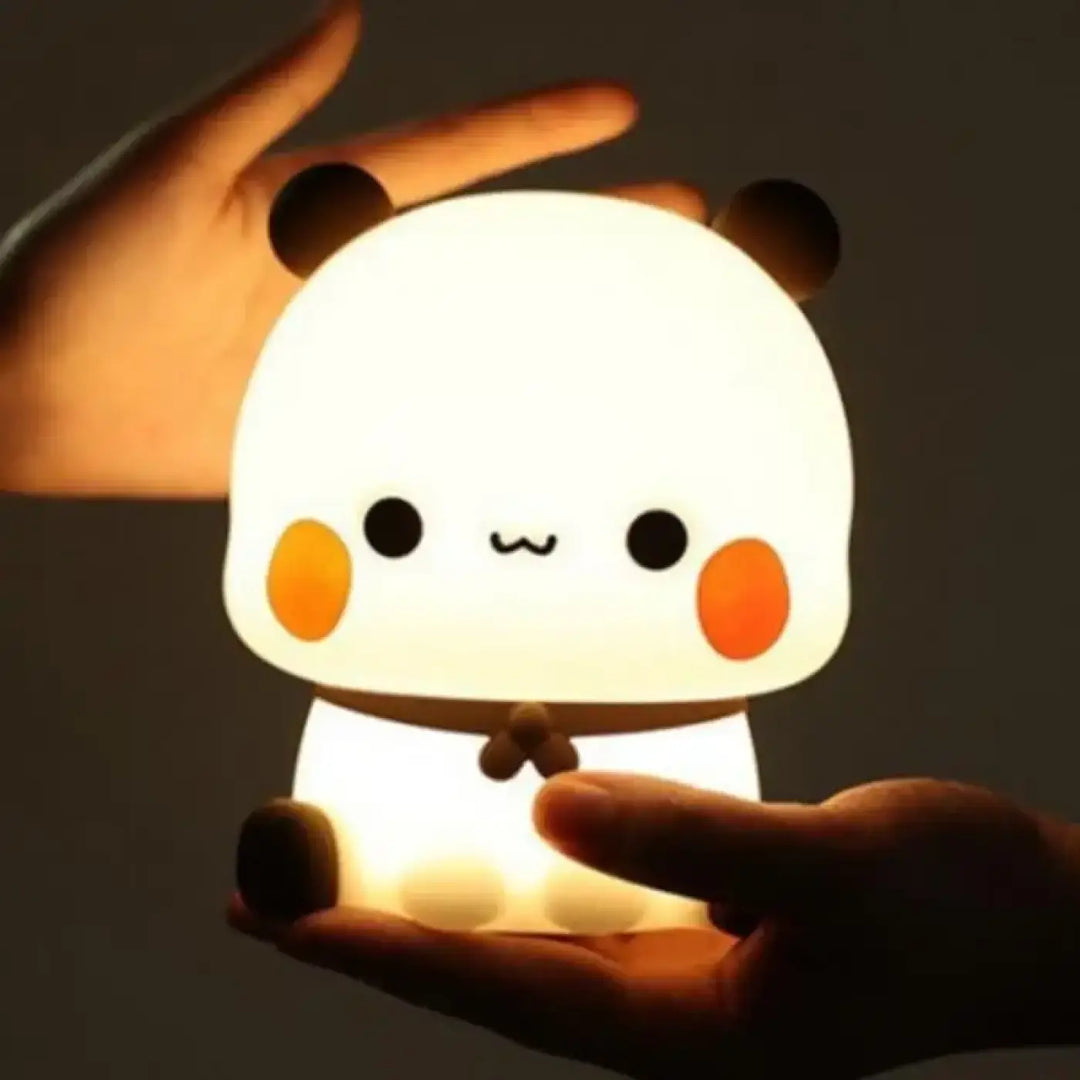Veilleuse panpan en forme de panda blanc avec lumière douce et lampe cosy idéale pour chez soi, tenue à la main